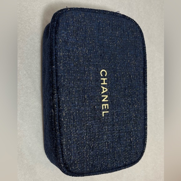 CHANEL Other - Chanel beauty pouch tweed